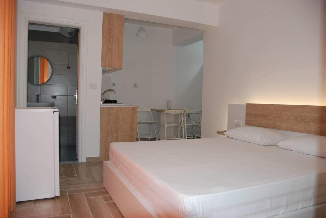 The Hill Apartment Sarandë Eksteriør bilde