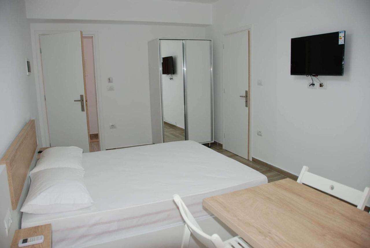 The Hill Apartment Sarandë Eksteriør bilde