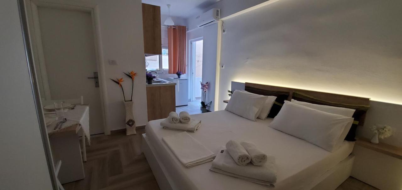 The Hill Apartment Sarandë Eksteriør bilde
